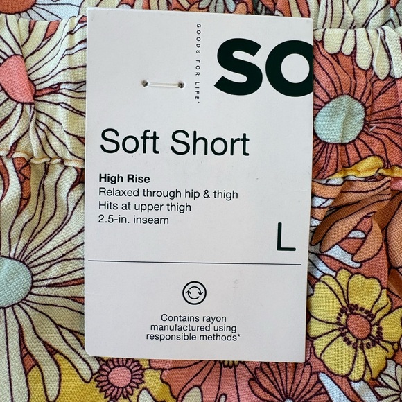 SO High Waist Floral Shorts - Orange and White - Picture 3 of 4